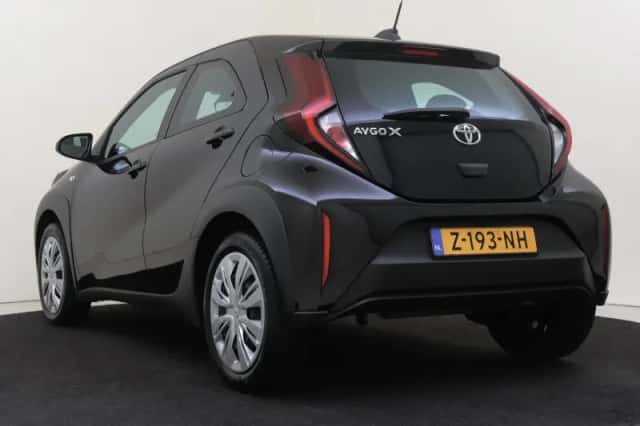Toyota Aygo (2024) thumbnail 4