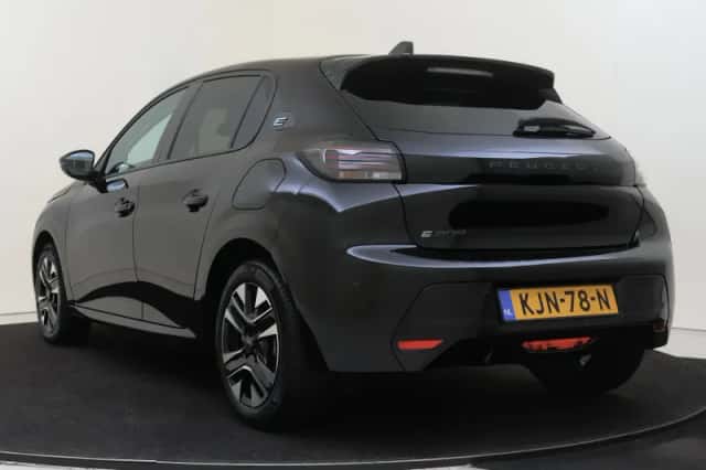 Peugeot e-208 (2025) thumbnail 4