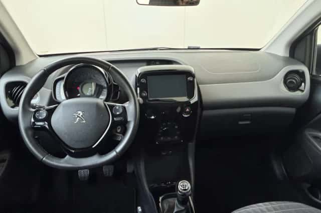 Peugeot 108 (2021) thumbnail 5
