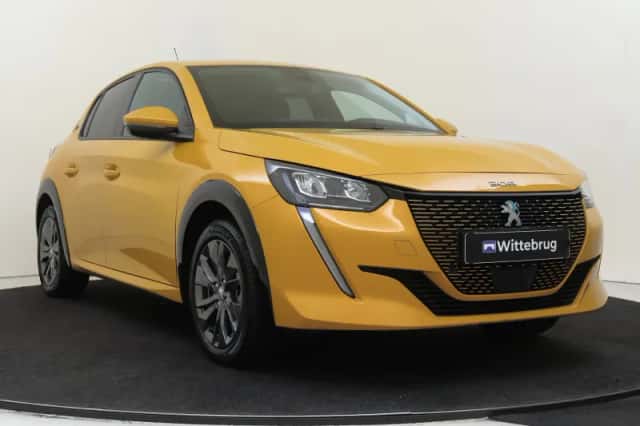 Peugeot e-208 (2021) thumbnail 3