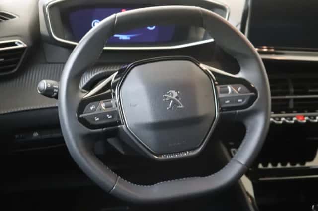 Peugeot e-208 (2021) thumbnail 6
