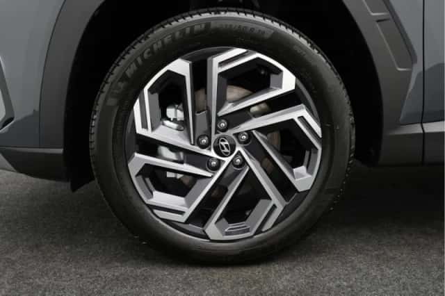 Hyundai Tucson (2025) thumbnail 6