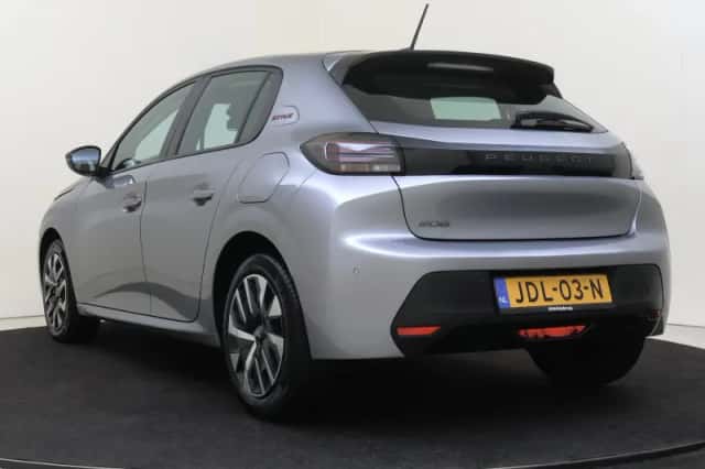 Peugeot 208 (2025) thumbnail 4