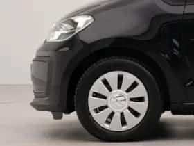 Volkswagen Up! (2023) thumbnail 30