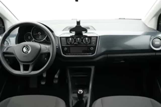 Volkswagen Up! (2023) thumbnail 5