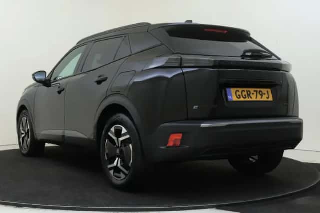 Peugeot e-2008 (2024) thumbnail 4