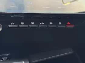 Peugeot 308 (2024) thumbnail 16