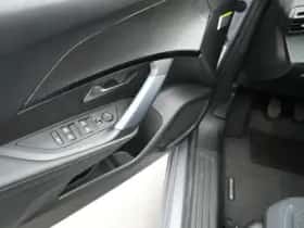 Peugeot 2008 (2021) thumbnail 24
