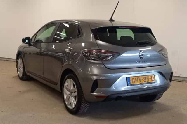 Renault Clio (2024) thumbnail 4