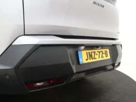 Peugeot 5008 (2024) thumbnail 43