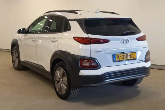 Hyundai Kona (2020) thumbnail 4