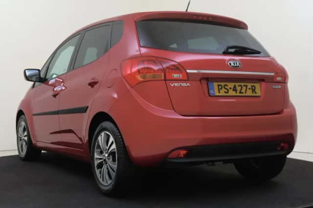 Kia Venga (2017) thumbnail 3