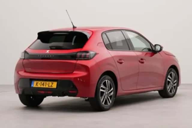 Peugeot 208 (2021) thumbnail 2