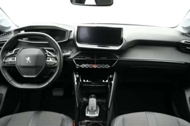 Peugeot 208 (2021) thumbnail 5
