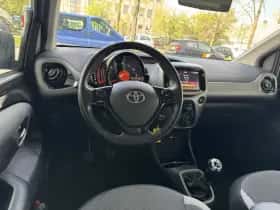 Toyota Aygo (2020) thumbnail 16