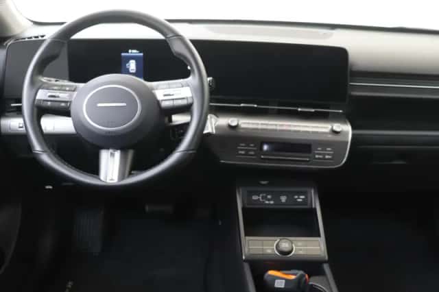 Hyundai Kona (2025) thumbnail 5