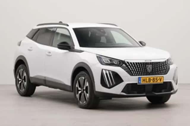 Peugeot 2008 (2025) thumbnail 3
