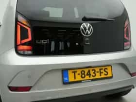 Volkswagen Up! (2023) thumbnail 25