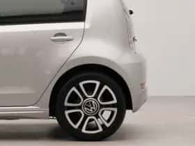 Volkswagen Up! (2023) thumbnail 34