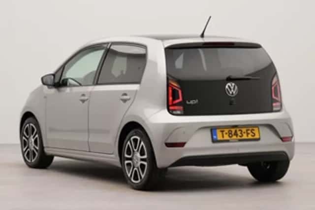 Volkswagen Up! (2023) thumbnail 4