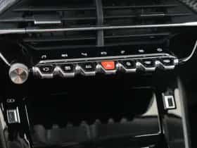 Peugeot 2008 (2020) thumbnail 26