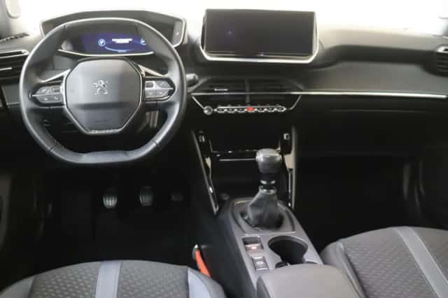 Peugeot 2008 (2020) thumbnail 5