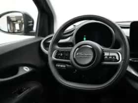 Fiat 500 (2023) thumbnail 6