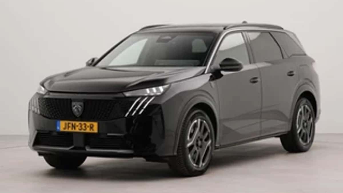 Peugeot E-5008 (2025) — foto 1