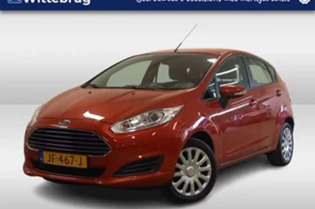Ford Fiesta (2016) thumbnail 1