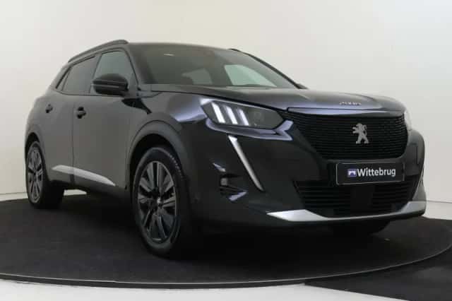 Peugeot e-2008 (2022) thumbnail 3