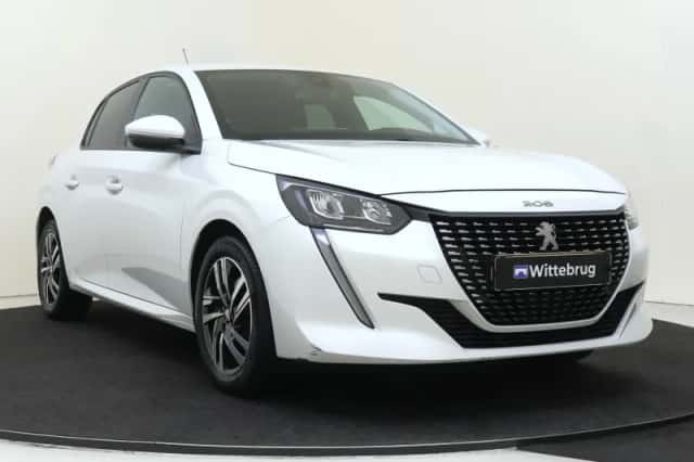 Peugeot 208 (2021) thumbnail 3