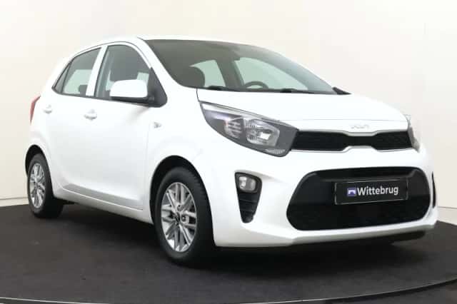 Kia Picanto (2023) thumbnail 3