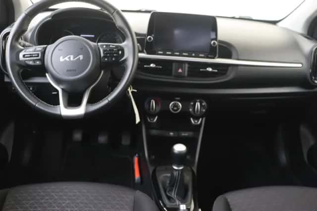 Kia Picanto (2023) thumbnail 5