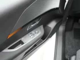 Peugeot 208 (2022) thumbnail 22