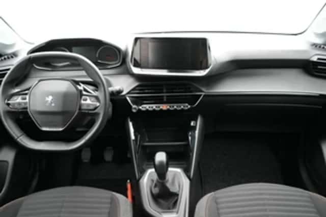 Peugeot 208 (2022) thumbnail 5