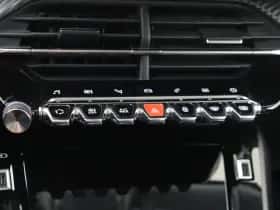 Peugeot 2008 (2022) thumbnail 28