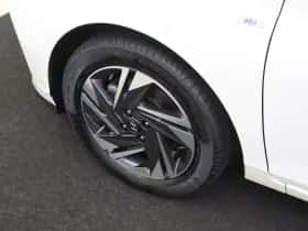 Hyundai i20 (2023) thumbnail 31