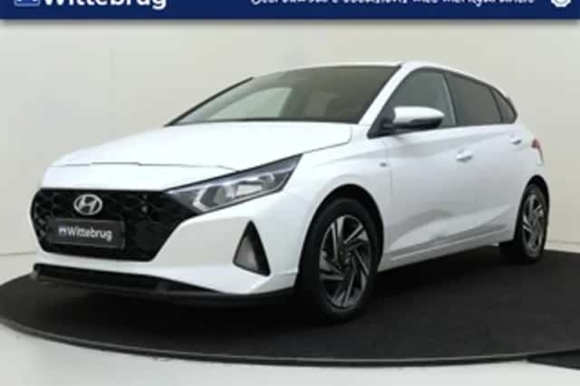 Hyundai i20 (2023) thumbnail 1