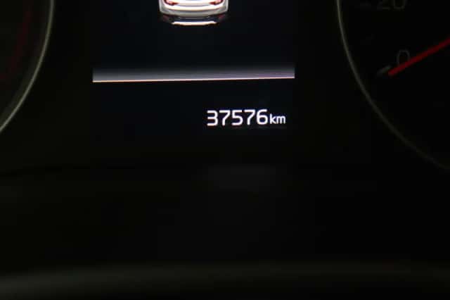 Kia Stonic (2021) thumbnail 6