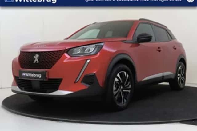 Peugeot e-2008 (2023) thumbnail 1
