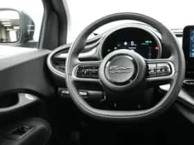 Fiat 500 (2023) thumbnail 6