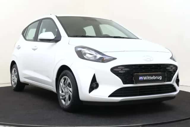 Hyundai i10 (2024) thumbnail 3