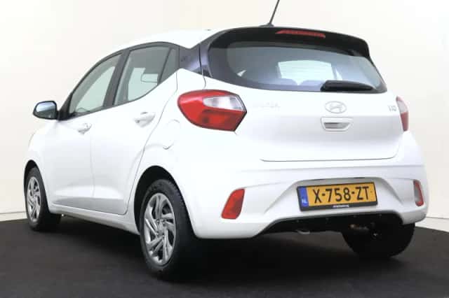 Hyundai i10 (2024) thumbnail 4
