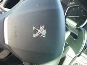 Peugeot Traveller (2021) thumbnail 11