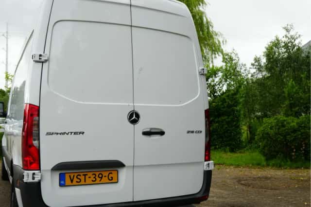 Mercedes-Benz Sprinter (2022) thumbnail 3