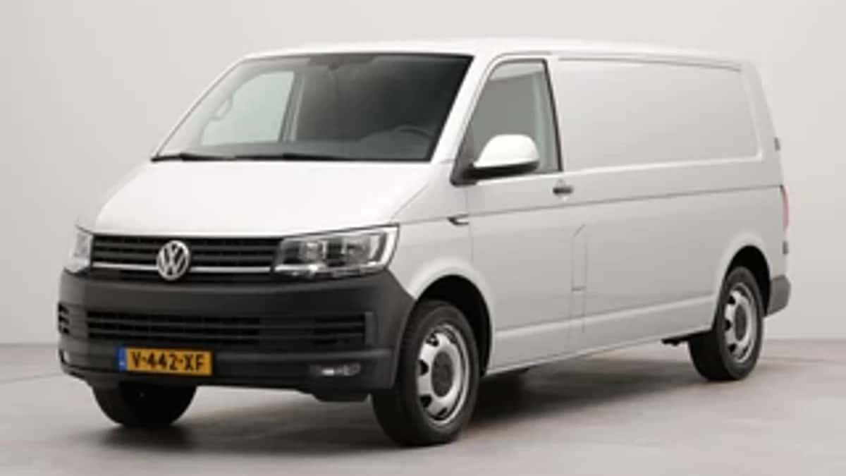 Volkswagen Transporter (2019) — foto 1
