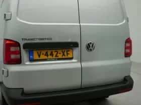 Volkswagen Transporter (2019) thumbnail 24