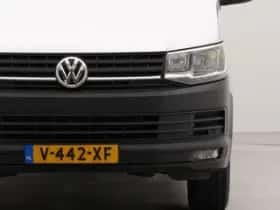 Volkswagen Transporter (2019) thumbnail 31