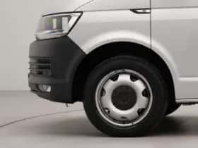 Volkswagen Transporter (2019) thumbnail 32