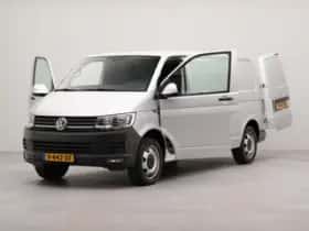 Volkswagen Transporter (2019) thumbnail 37